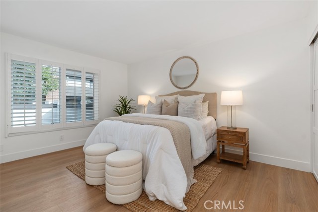 270 Old Ranch Road, Seal Beach CA: https://media.crmls.org/medias/d41e8d79-126e-446d-9d0c-abb874c964a7.jpg