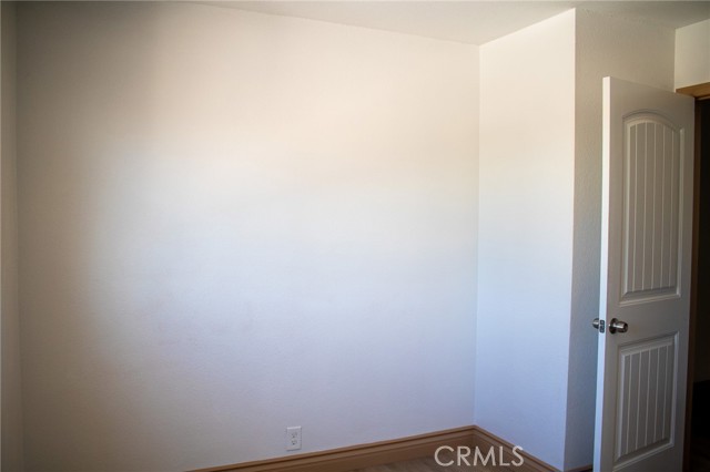 347 N Eucalyptus Avenue, Rialto CA: https://media.crmls.org/medias/d41eb13b-06fc-4445-80f2-c31b9b42fb12.jpg