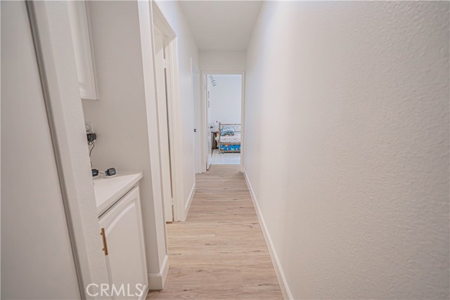 Detail Gallery Image 4 of 26 For 25891 Fenda, Valencia,  CA 91355 - 3 Beds | 2 Baths