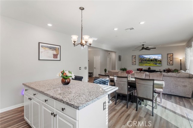 Detail Gallery Image 13 of 36 For 20793 Spring Mountain Rd, Riverside,  CA 92507 - 4 Beds | 2 Baths