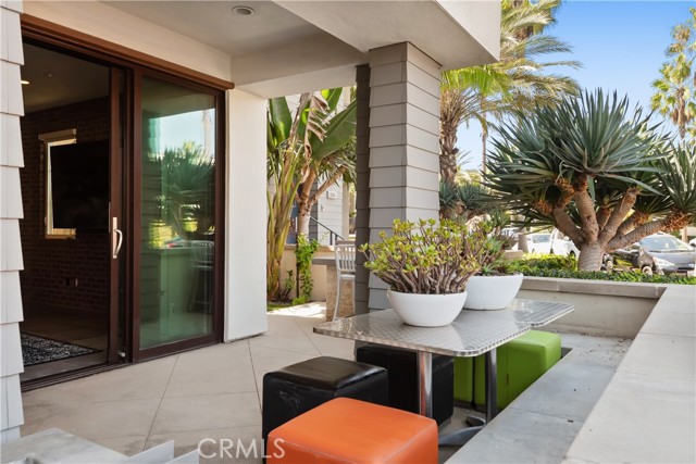 Detail Gallery Image 21 of 28 For 12837 N Seaglass, Los Angeles,  CA 90094 - 3 Beds | 2/1 Baths