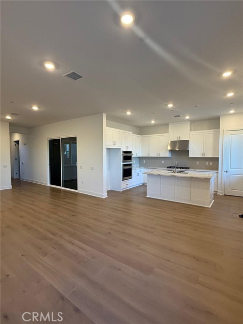 Detail Gallery Image 21 of 33 For 153 Great Park Blvd, Irvine,  CA 92618 - 4 Beds | 3 Baths