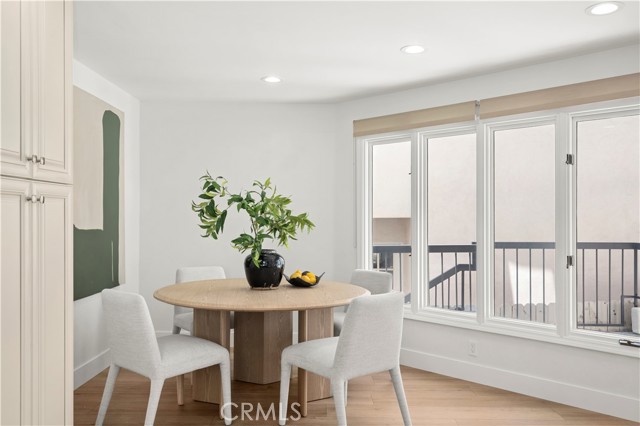 Detail Gallery Image 5 of 20 For 708 Iris Ave a,  Corona Del Mar,  CA 92625 - 3 Beds | 3 Baths