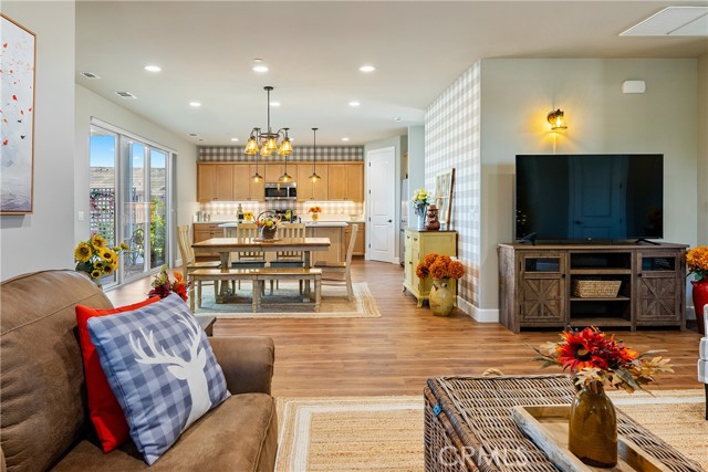 2182 Gamay Lane, Paso Robles CA: https://media.crmls.org/medias/d4214216-9c37-4b47-8f89-dae1a0071f68.jpg