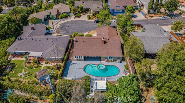 Detail Gallery Image 3 of 41 For 1111 Arbor Dell Rd, Los Angeles,  CA 90041 - 3 Beds | 2 Baths