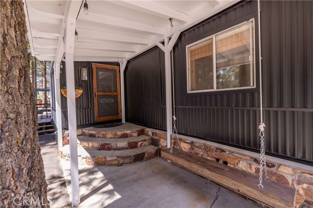 Detail Gallery Image 6 of 31 For 41150 Lahontan #E-2,  Big Bear Lake,  CA 92315 - 2 Beds | 2 Baths