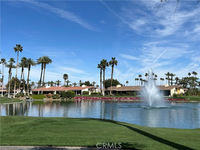 44980 Olympic Court, Indian Wells CA: https://media.crmls.org/medias/d423cea2-f372-4bbf-9982-9e619b8e7910.jpg