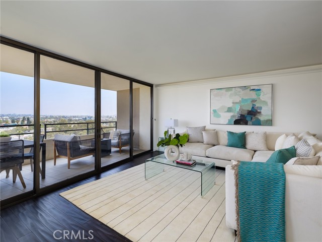 Detail Gallery Image 3 of 33 For 4316 Marina City Dr #531,  Marina Del Rey,  CA 90292 - 2 Beds | 2 Baths