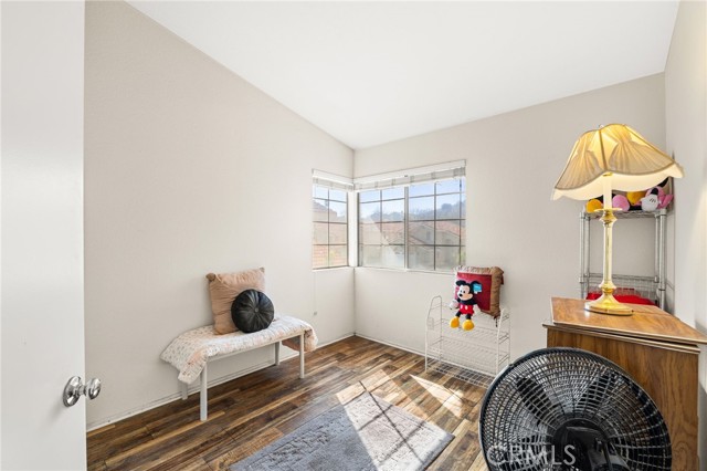 Detail Gallery Image 9 of 20 For 15424 Tobarra, Fontana,  CA 92337 - 3 Beds | 2/1 Baths