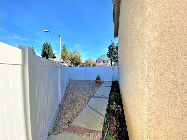 Detail Gallery Image 39 of 45 For 934 Primrose Ln, Corona,  CA 92878 - 4 Beds | 2/1 Baths