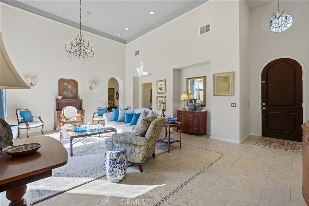 MLS #OC25259199 image #4