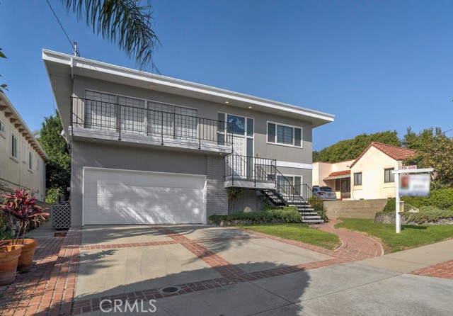 357 Meadows Avenue, Manhattan Beach, California 90266, 4 Bedrooms Bedrooms, ,3 BathroomsBathrooms,Residential,Sold,Meadows,SB21238210