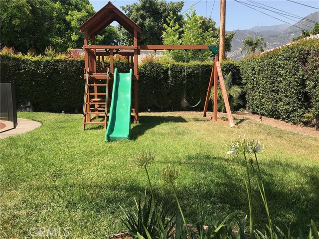 Detail Gallery Image 14 of 14 For 2129 Garfias Dr, Pasadena,  CA 91104 - 3 Beds | 2 Baths