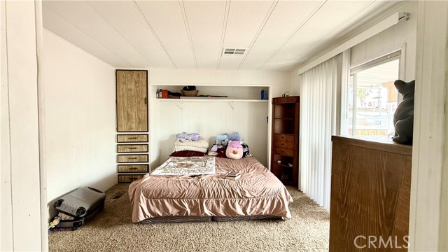 25521 Lincoln Avenue, Hemet CA: https://media.crmls.org/medias/d4263979-a3d4-4e6c-8db8-d7c0928f91d3.jpg