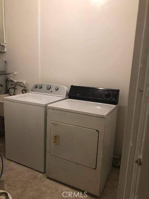 312 S Commonwealth Avenue, Los Angeles CA: https://media.crmls.org/medias/d42653c3-d041-43ff-a204-5db39923829b.jpg