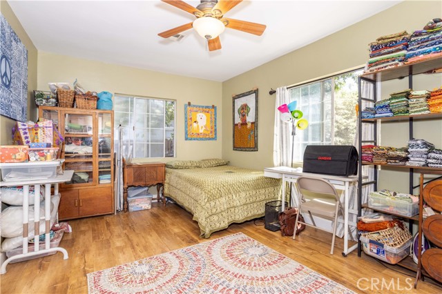 10321 Owensmouth Avenue, Chatsworth CA: https://media.crmls.org/medias/d426fa55-4b7c-456d-9cfc-2f103ca265c2.jpg