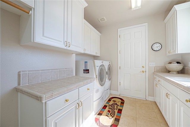 2454 Remington Court, Merced CA: https://media.crmls.org/medias/d4279e31-8eb1-4aef-be14-0f1d7f3c1afa.jpg