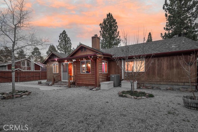 Detail Gallery Image 8 of 49 For 457 E Mountain View, Big Bear City,  CA 92314 - 3 Beds | 2 Baths