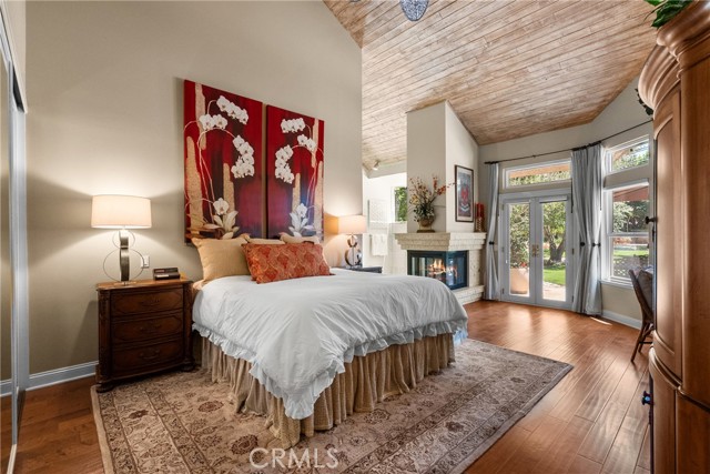19222 Mayall Street, Northridge CA: https://media.crmls.org/medias/d42817ce-47bd-4e22-9570-5d69c4dff6f9.jpg