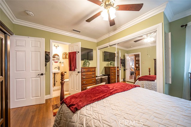 4303 E De Ora Way, Long Beach CA: https://media.crmls.org/medias/d428951b-f619-4c59-8757-62bd96f32d2e.jpg
