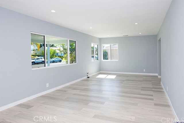 2 Bed Home for Sale in Sun Valley, California