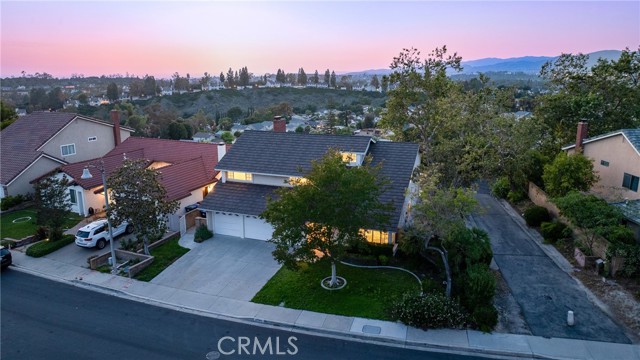27591 Cenajo, Mission Viejo CA: https://media.crmls.org/medias/d429a1f1-3ba0-40cc-a56e-38a239cddc5f.jpg