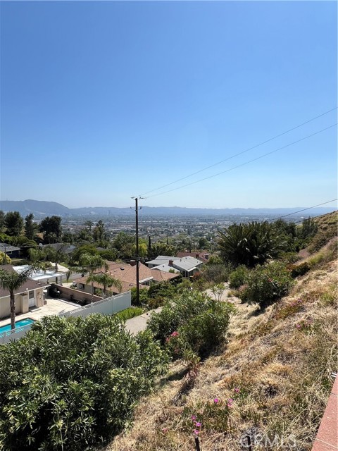 Detail Gallery Image 14 of 15 For 1012 Hamline Pl, Burbank,  CA 91504 - 3 Beds | 2 Baths