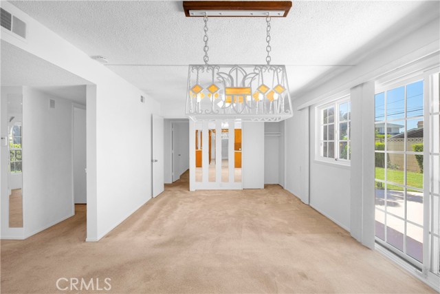 3321 Orangewood Avenue, Los Alamitos CA: https://media.crmls.org/medias/d42a98c1-3ee4-4cff-aed2-932490da4ba3.jpg