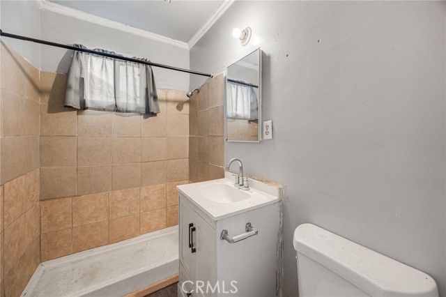 9259 Beech Avenue, Fontana CA: https://media.crmls.org/medias/d42adfc5-273a-4fa3-89bb-865129f119a7.jpg