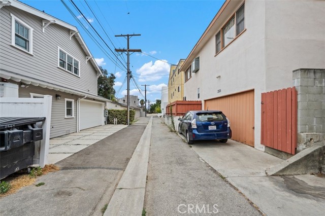 Detail Gallery Image 8 of 19 For 2511 4th St, Santa Monica,  CA 90405 - – Beds | – Baths