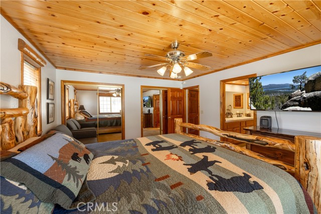 42690 Edgehill Place, Big Bear Lake CA: https://media.crmls.org/medias/d42b9123-68bd-40b6-af51-97b8b2cc85c3.jpg