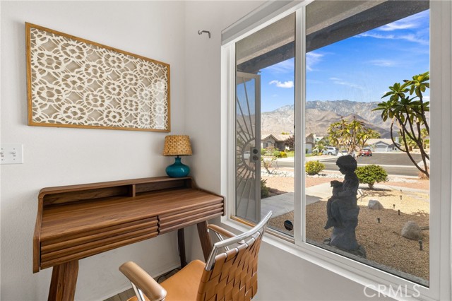 Detail Gallery Image 31 of 45 For 2312 Shannon Way, Palm Springs,  CA 92262 - 4 Beds | 2 Baths