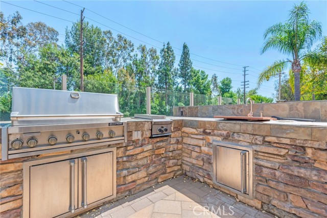 8180 E Brookdale Lane, Anaheim Hills CA: https://media.crmls.org/medias/d42cab27-3c4d-4195-8efa-db3e26ffec6b.jpg