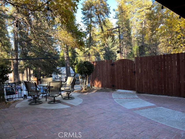 22903 Waters Drive, Crestline, CA 92325
