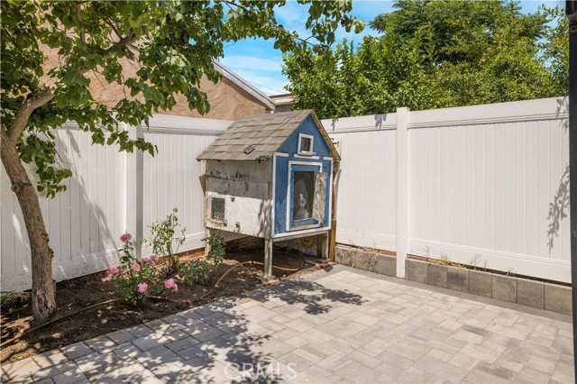 Detail Gallery Image 26 of 48 For 7611 Yates St, Tujunga,  CA 91042 - 2 Beds | 2 Baths