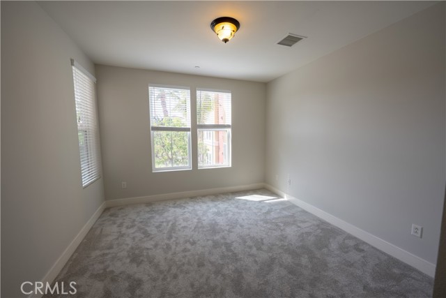 Detail Gallery Image 11 of 28 For 2349 Jefferson St, Torrance,  CA 90501 - 2 Beds | 2 Baths