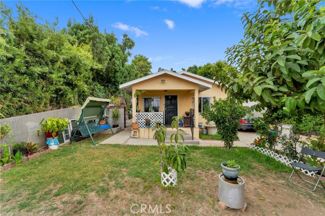 1153 Isabel Street, Los Angeles CA: https://media.crmls.org/medias/d42e19fd-c4fb-4928-8060-8b4e412e45bd.jpg