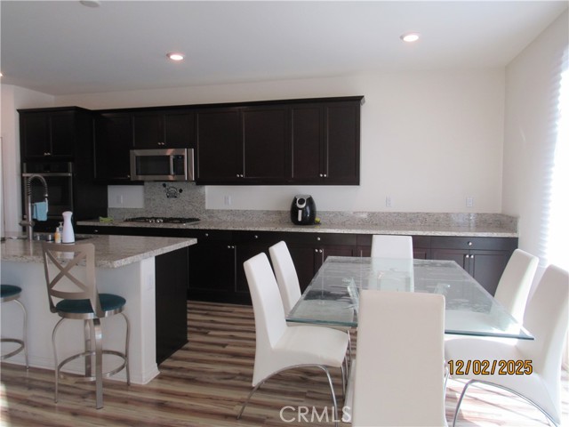 Detail Gallery Image 15 of 44 For 28775 Horsetail Circle, Menifee,  CA 92585 - 4 Beds | 3/1 Baths