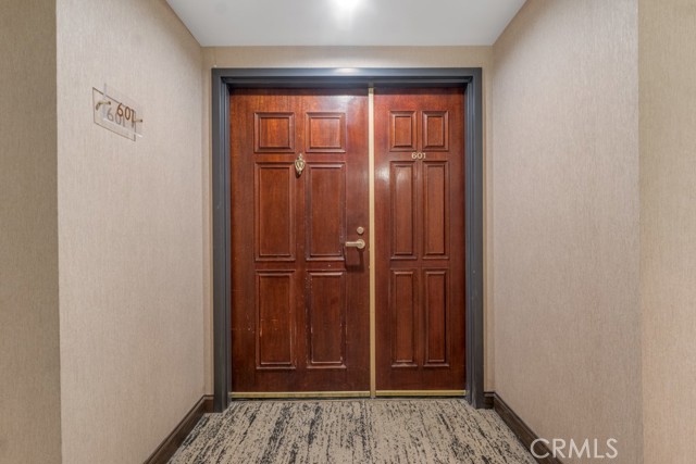 Detail Gallery Image 9 of 52 For 345 Pioneer Dr #601,  Glendale,  CA 91203 - 2 Beds | 2 Baths