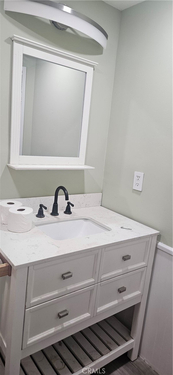 Detail Gallery Image 16 of 29 For 8811 Canoga Ave #120,  Canoga Park,  CA 91304 - 2 Beds | 1 Baths