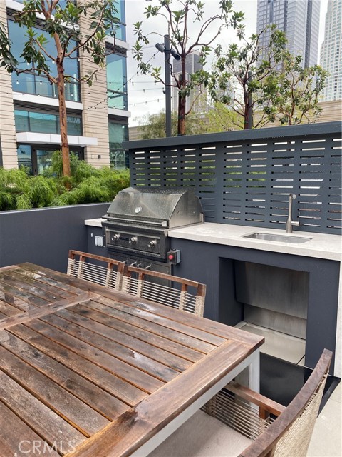 Detail Gallery Image 17 of 26 For 400 S Broadway #1014,  Los Angeles,  CA 90013 - 1 Beds | 1 Baths