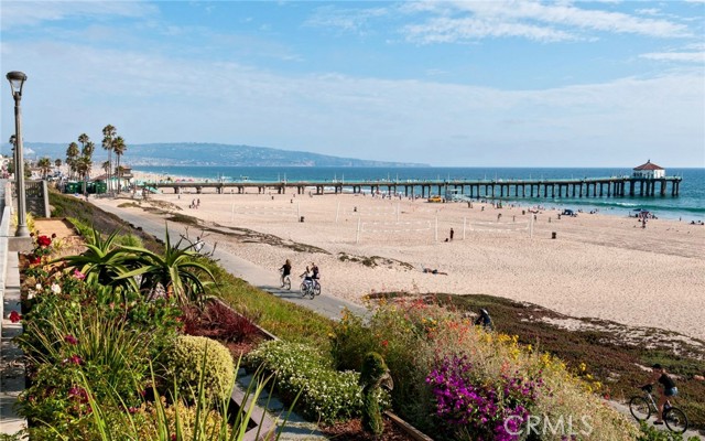 222 24th Street, Manhattan Beach, California 90266, 6 Bedrooms Bedrooms, 0 ,5 BathroomsBathrooms,Residential,For Sale,24th,0,SB26141926