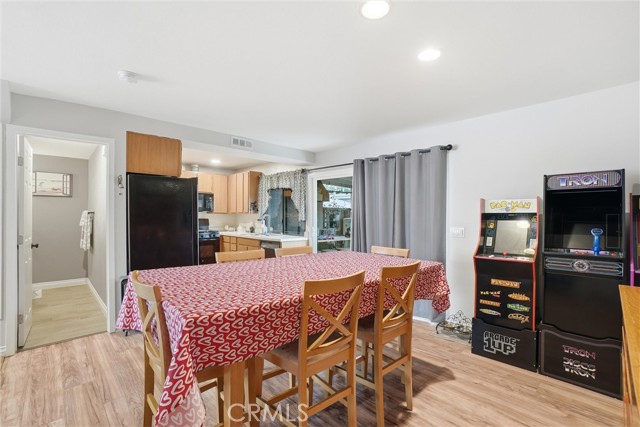 Detail Gallery Image 8 of 42 For 904 S Cornwall, Anaheim,  CA 92804 - 4 Beds | 3 Baths