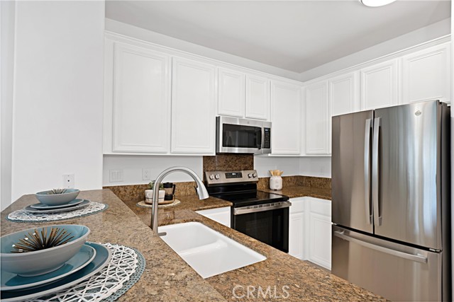 Detail Gallery Image 9 of 33 For 3550 Torrance Bld #209,  Torrance,  CA 90503 - 1 Beds | 1 Baths