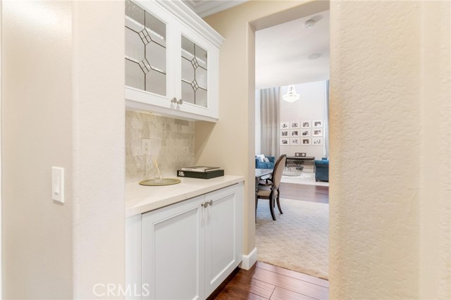 7681 Stonegate Drive, Eastvale CA: https://media.crmls.org/medias/d431f85a-709f-4e91-a5d0-2d97ddf548a4.jpg