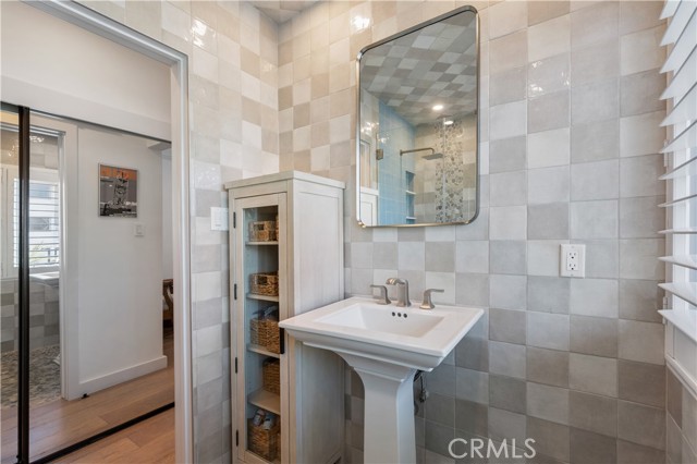 163 paseo de la concha, Redondo Beach, California 90277, 2 Bedrooms Bedrooms, ,1 BathroomBathrooms,Residential,For Sale,paseo de la concha,SB26075766