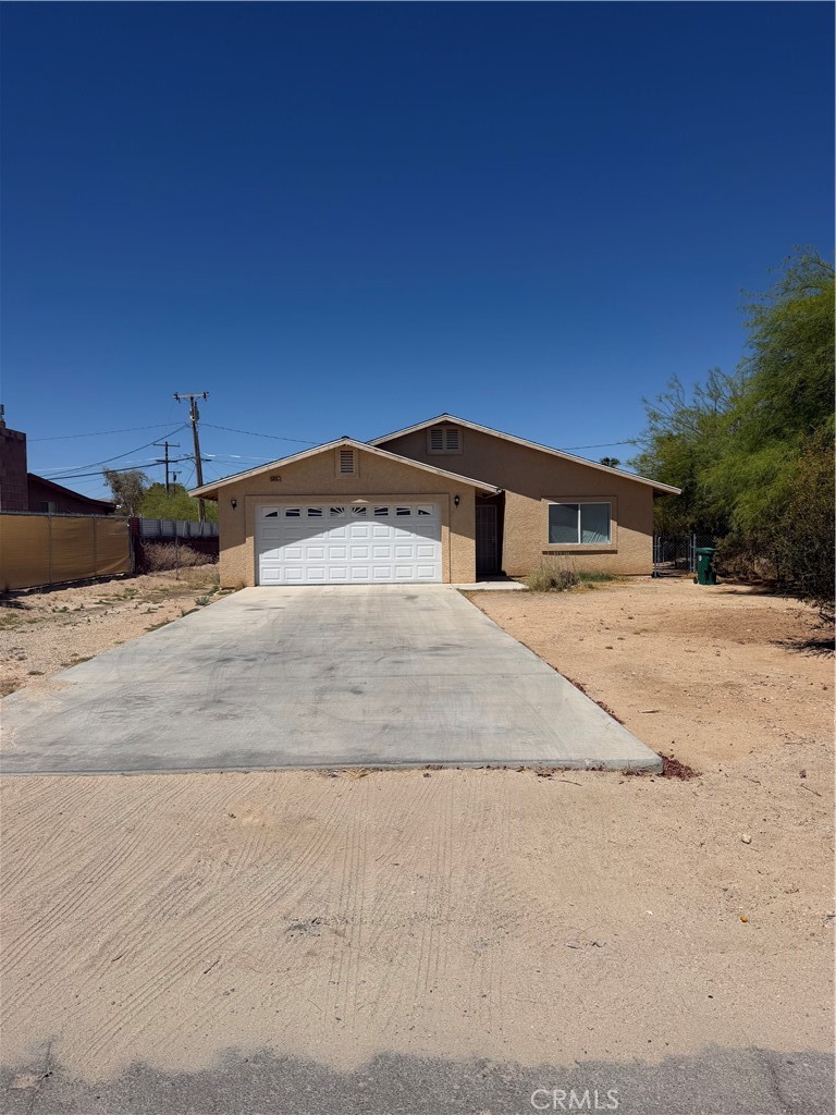5932 La Buena Tierra Ave