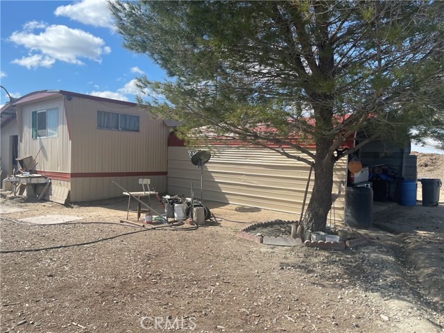 975 Calle De Amistad Road, Adelanto, California 92301, 2 Bedrooms Bedrooms, ,2 BathroomsBathrooms,Residential,For Sale,975 Calle De Amistad Road,CRHD24040004