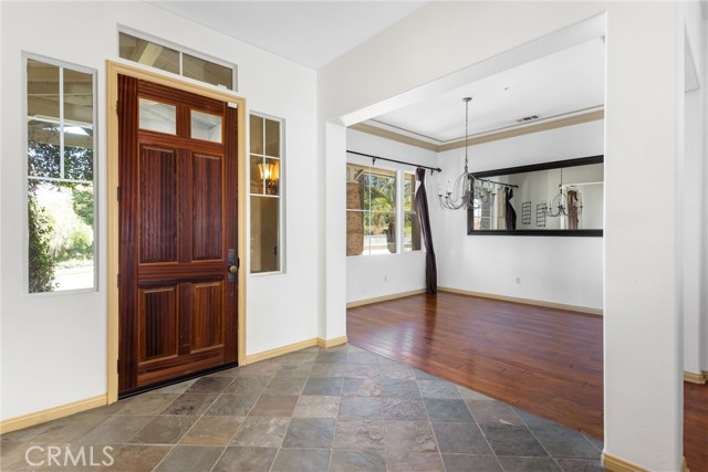 Detail Gallery Image 10 of 62 For 1388 Brandon Ct, Redlands,  CA 92373 - 4 Beds | 3/1 Baths