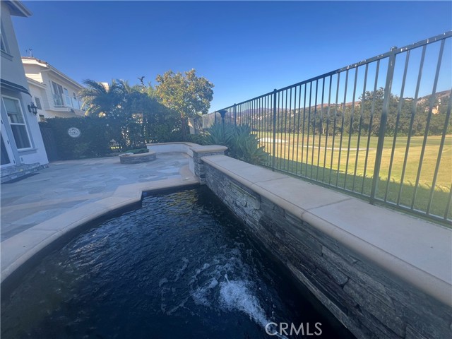 18 CASTLE PINES, Coto de Caza CA: https://media.crmls.org/medias/d4338d02-6138-49c8-87d7-e9640012590e.jpg